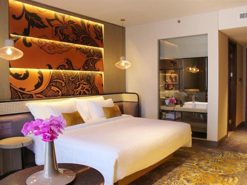 Grand Mercure Malang Esterno foto