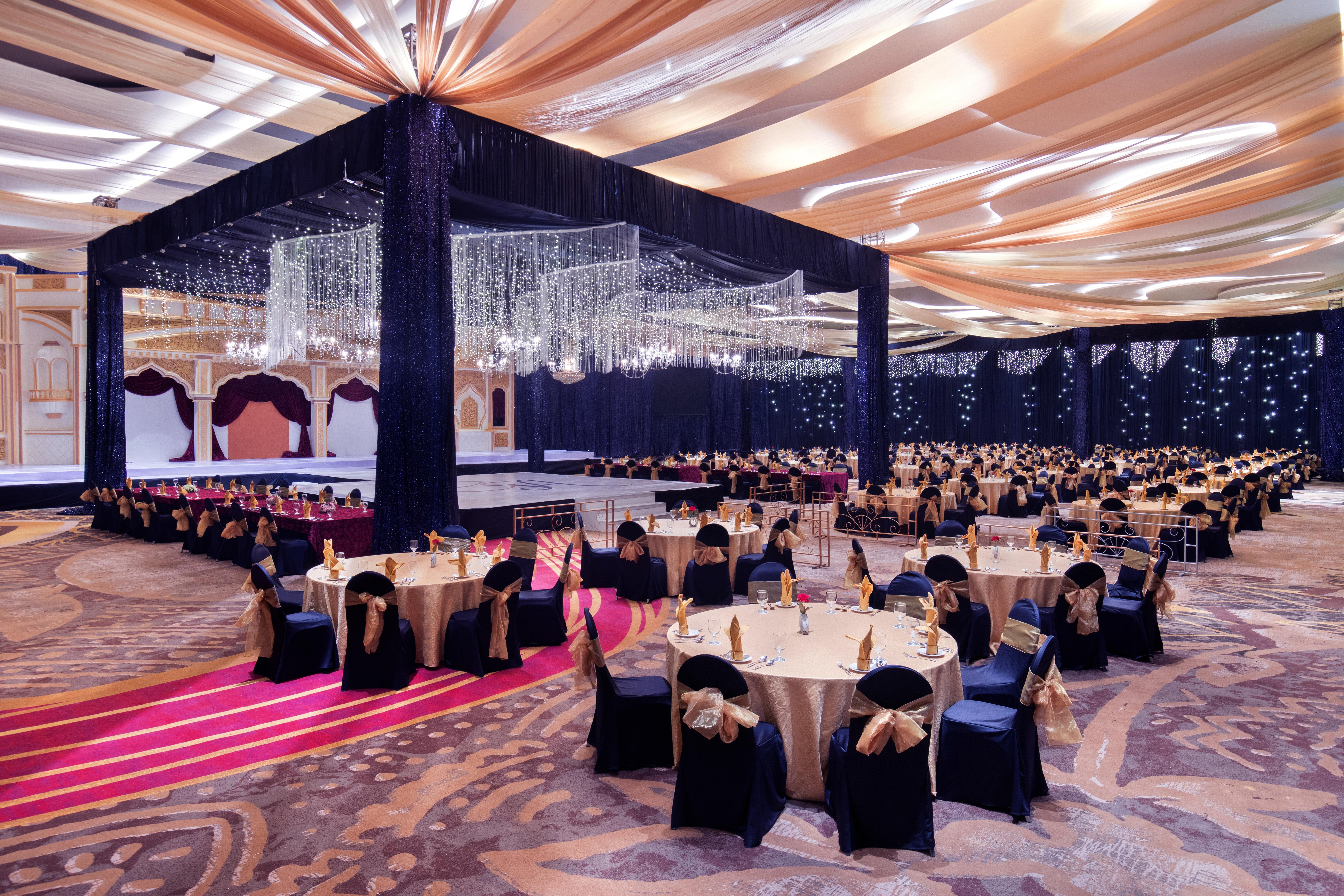 Grand Mercure Malang Esterno foto
