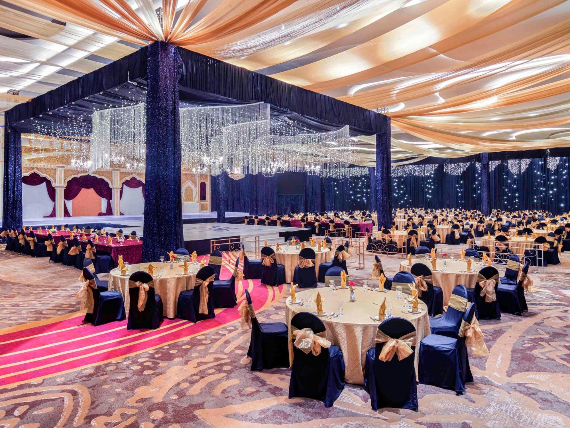 Grand Mercure Malang Esterno foto
